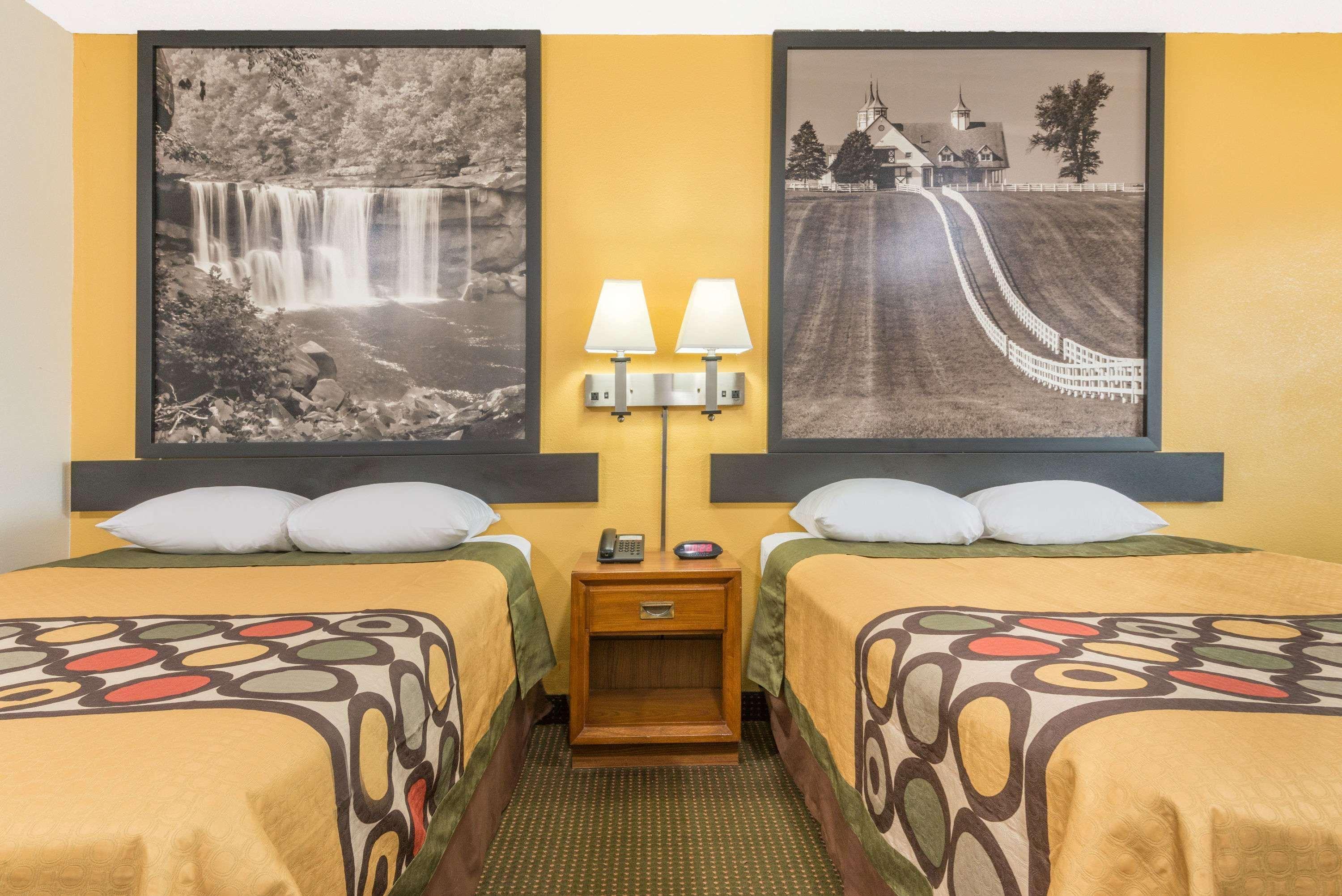 Motel Super 8 By Wyndham Williamsburg Exterior foto